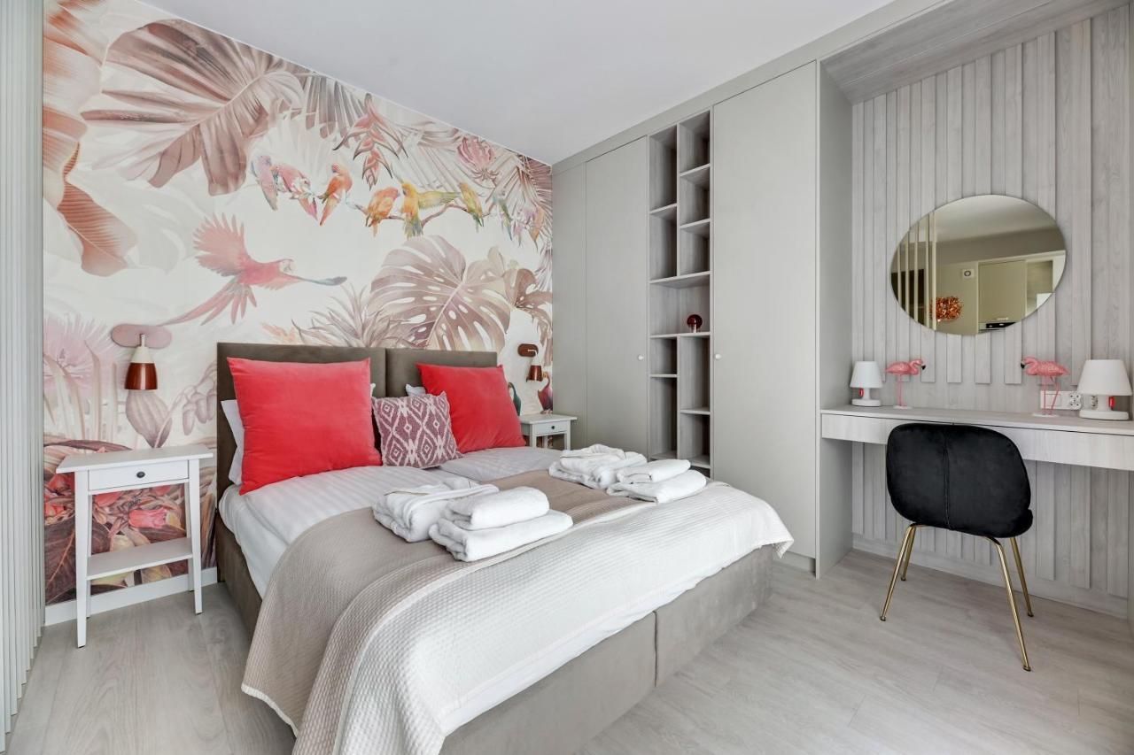 Lion Apartments - Monte Carlo Collection With Parking Σόποτ Εξωτερικό φωτογραφία